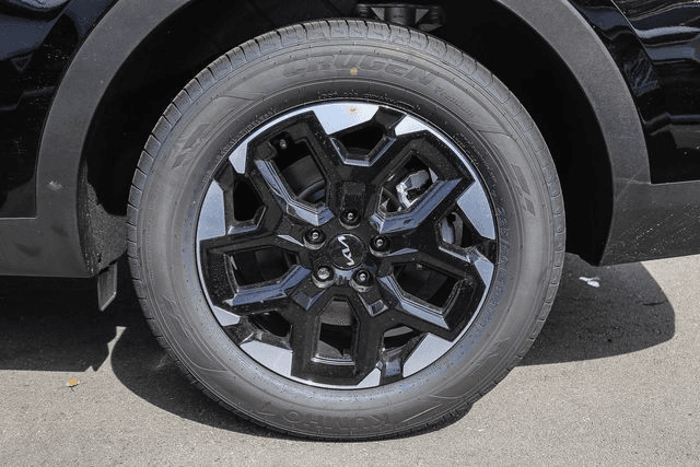 Kia Sorento S FWD 2026 — side view