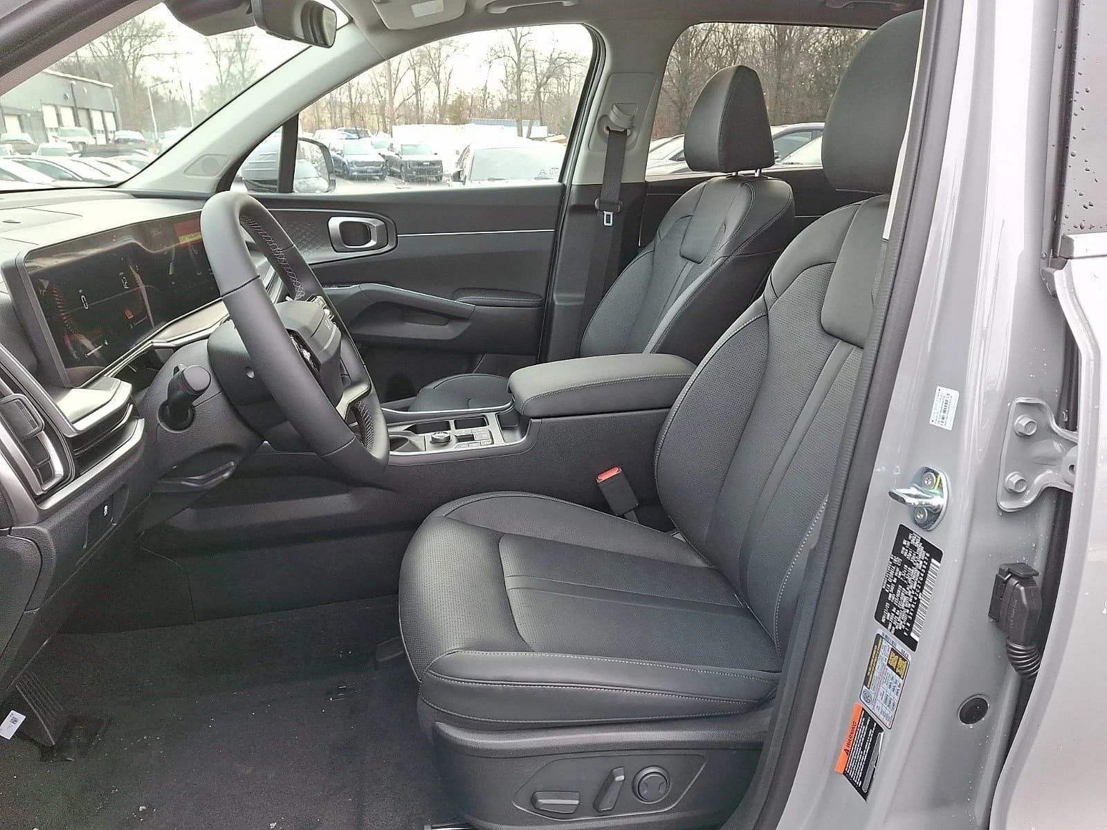 Kia Sorento S FWD 2026 — side view