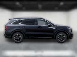 Kia Sorento S FWD 2026 — side view