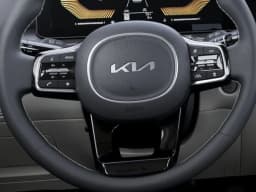 Kia Sorento S FWD 2025 — side view