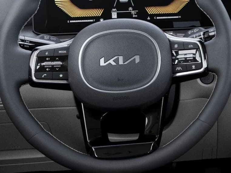 Kia Sorento S FWD 2025 — side view