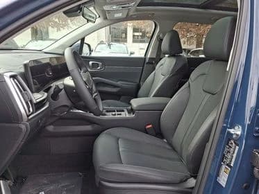 Kia Sorento S FWD 2026 — side view