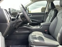 Kia Sorento S FWD 2026 — side view