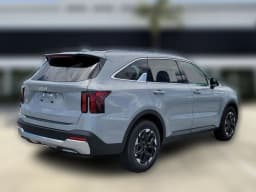 Kia Sorento S FWD 2026 — side view
