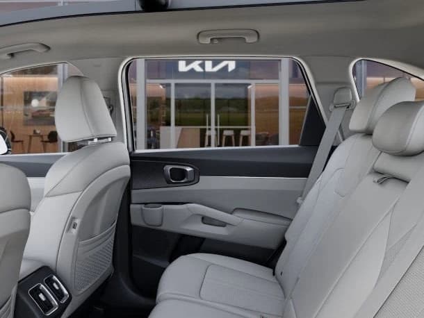 Kia Sorento S FWD 2025 — side view