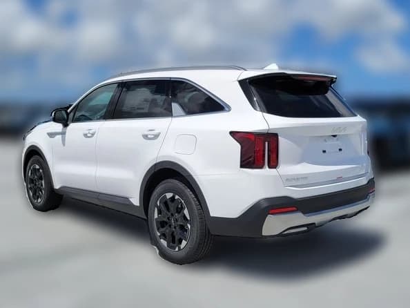 Kia Sorento S FWD 2026 — side view