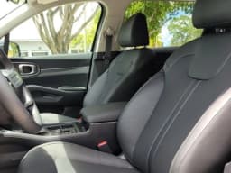 Kia Sorento S FWD 2026 — side view