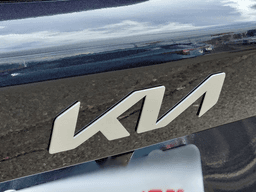 Kia Sorento S AWD 2026 — side view