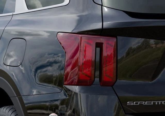 Kia Sorento S AWD 2026 — side view