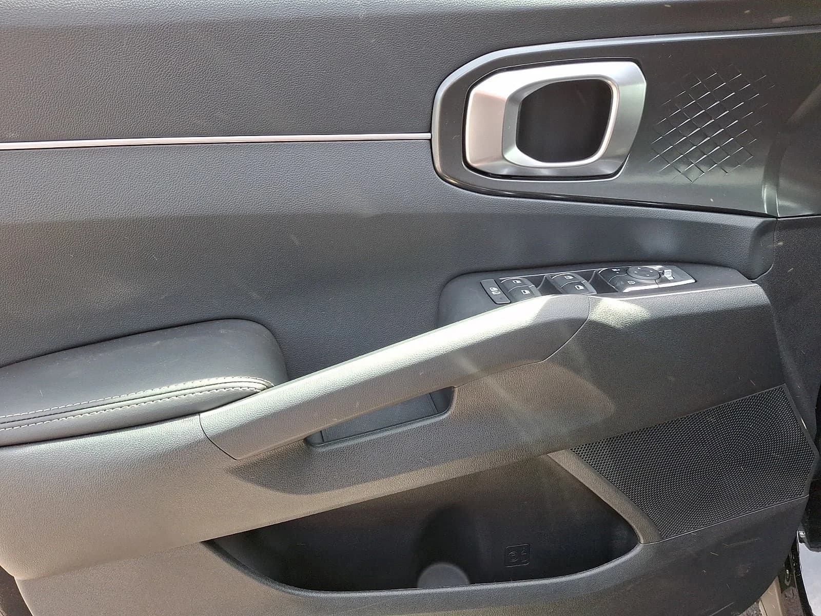 Kia Sorento S AWD 2026 — side view