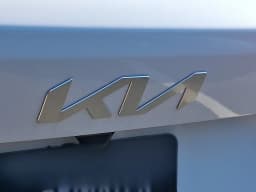 Kia Sorento S AWD 2026 — side view