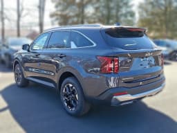 Kia Sorento S AWD 2026 — side view