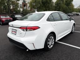 Toyota Corolla LE CVT (Natl) 2026 — side view