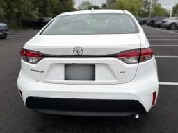 Toyota Corolla LE CVT (Natl) 2026 — side view