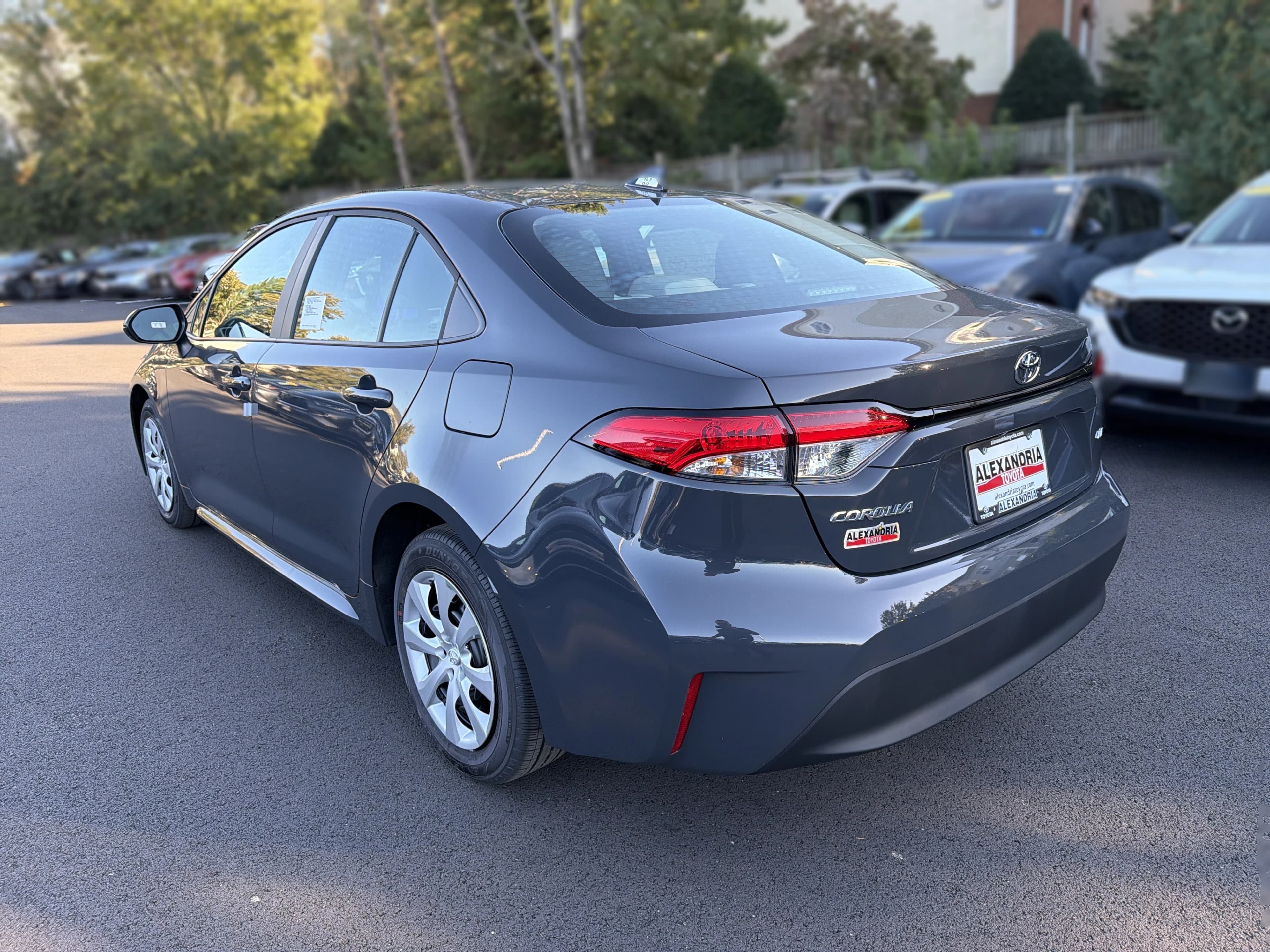 Toyota Corolla LE CVT (Natl) 2027 — side view