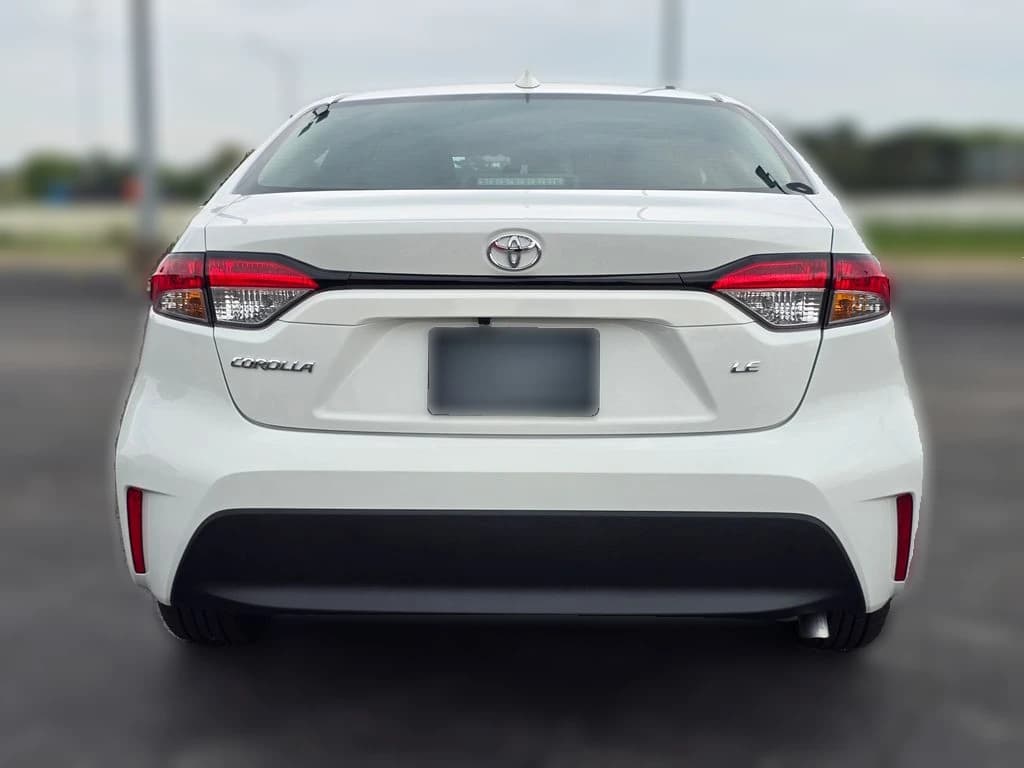 Toyota Corolla LE CVT (Natl) 2026 — side view