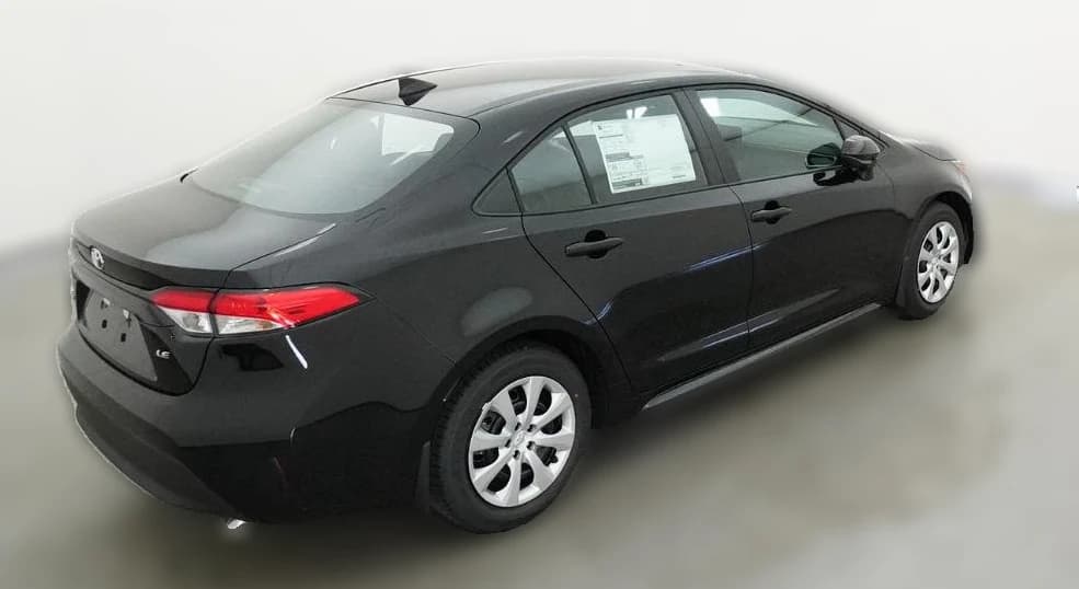 Toyota Corolla LE CVT (Natl) 2026 — side view