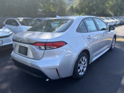 Toyota Corolla LE CVT (Natl) 2026 — side view