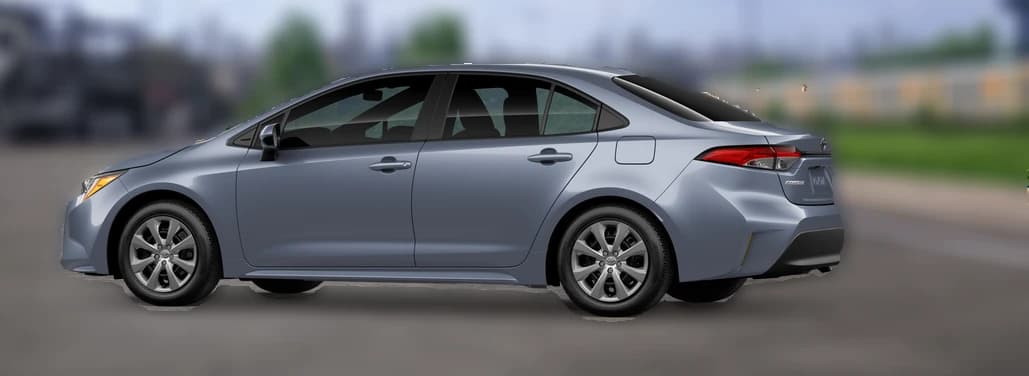 Toyota Corolla LE CVT (Natl) 2026 — side view