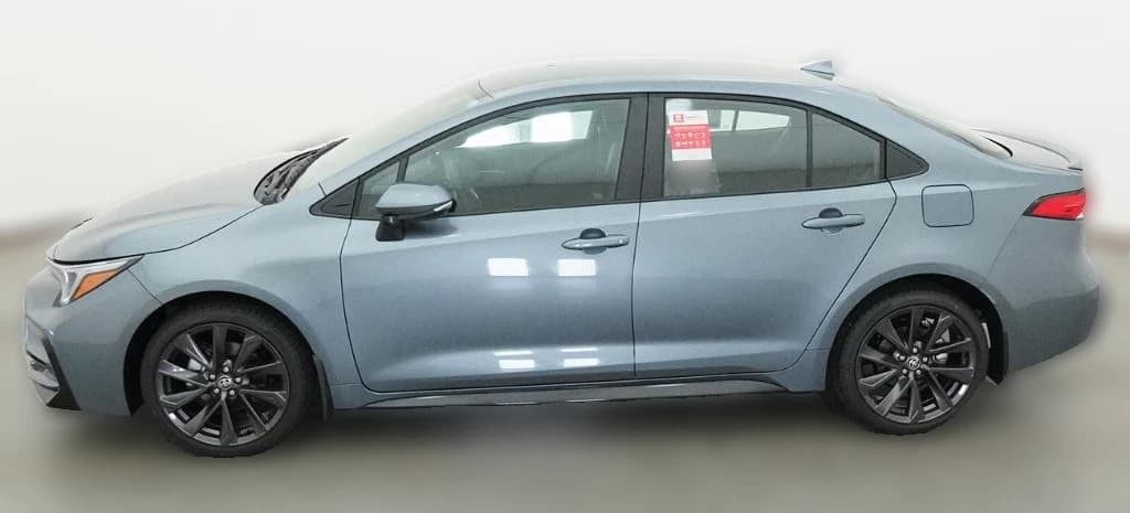 Toyota Corolla SE CVT (Natl) 2026 — side view