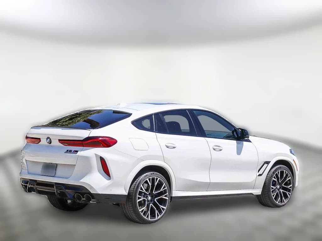 BMW X6 M Base (A8) Sports Activity Coupe 2025 — side view