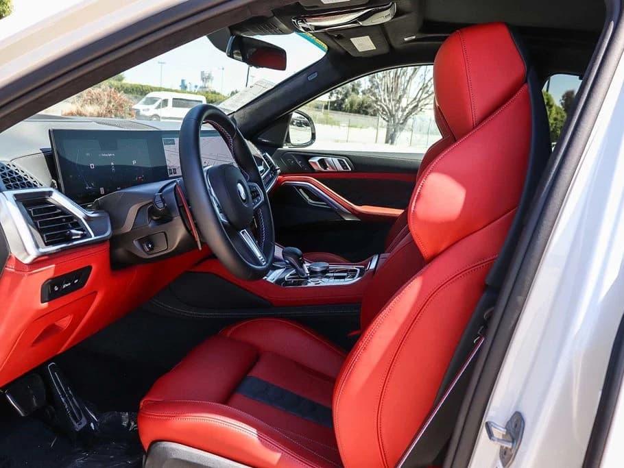 BMW X6 M Base (A8) Sports Activity Coupe 2025 — side view