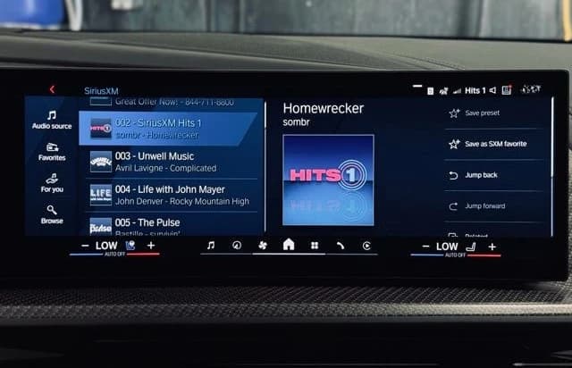 BMW XM Label Sports Activity Vehicle 2026 — side view
