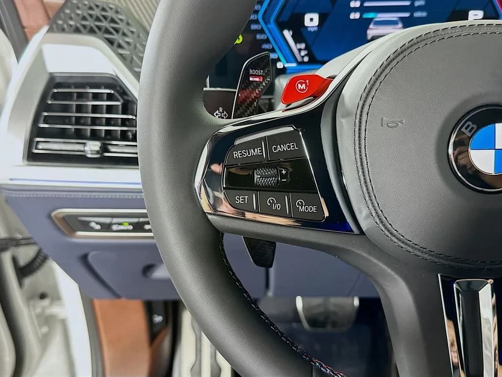 BMW XM Label Sports Activity Vehicle 2026 — side view