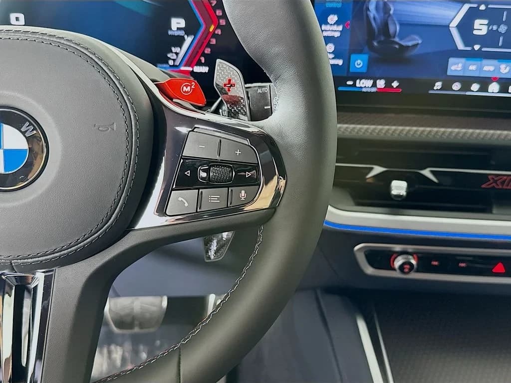 BMW XM Label Sports Activity Vehicle 2026 — side view
