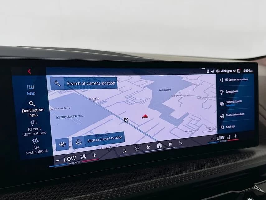 BMW XM Label Sports Activity Vehicle 2026 — side view