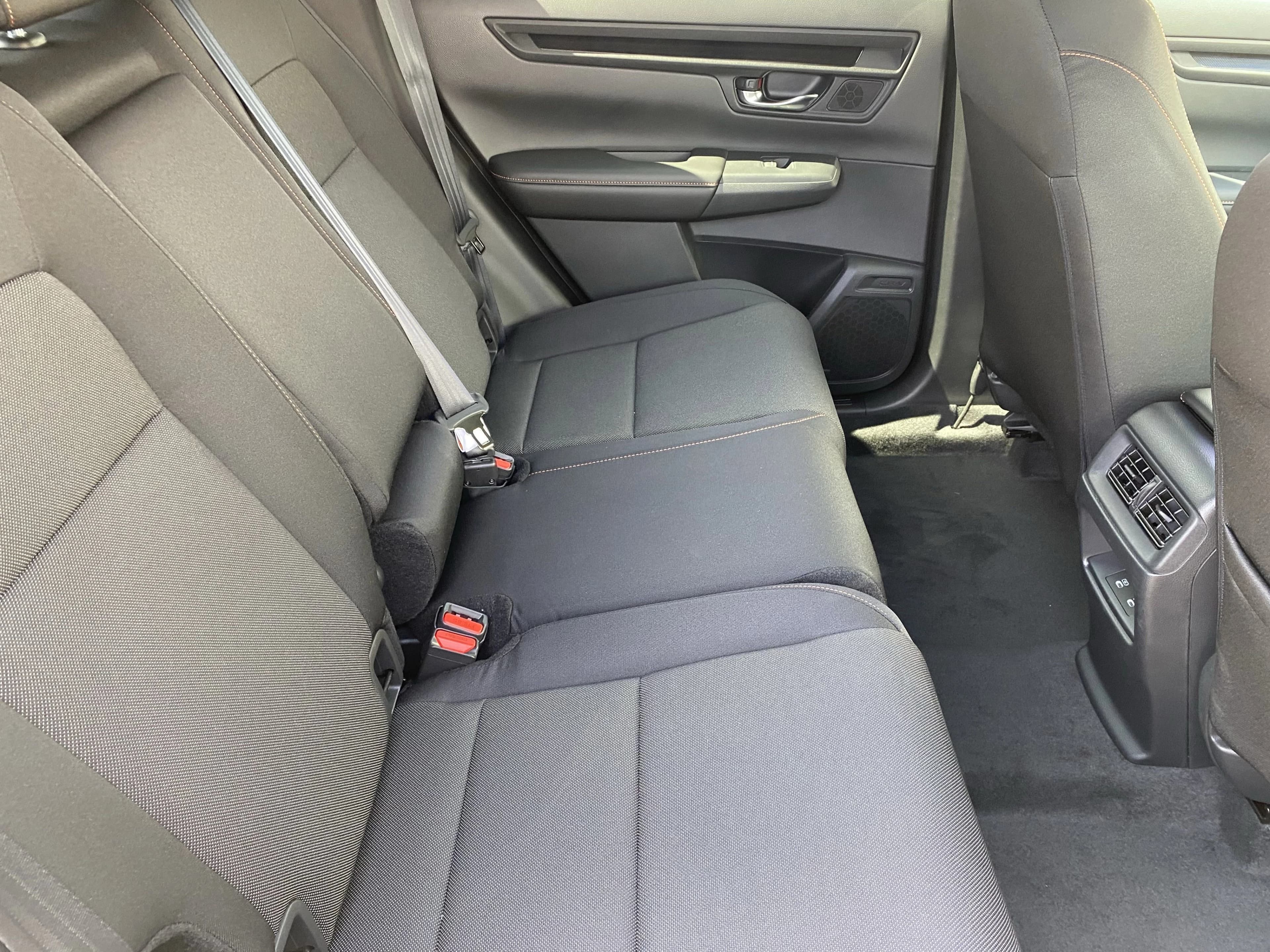 Honda CR-V Hybrid TrailSport AWD 2026 — side view