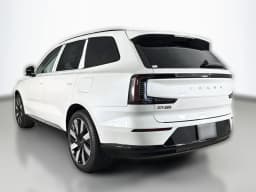 Volvo EX90 Ultra Twin Motor Performance 7-Seater 2026 — side view