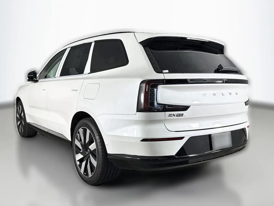 Volvo EX90 Ultra Twin Motor Performance 7-Seater 2026 — side view