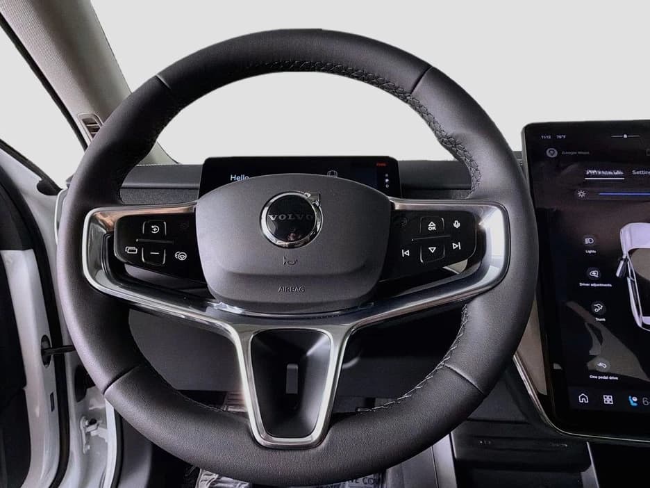 Volvo EX90 Ultra Twin Motor Performance 7-Seater 2026 — side view