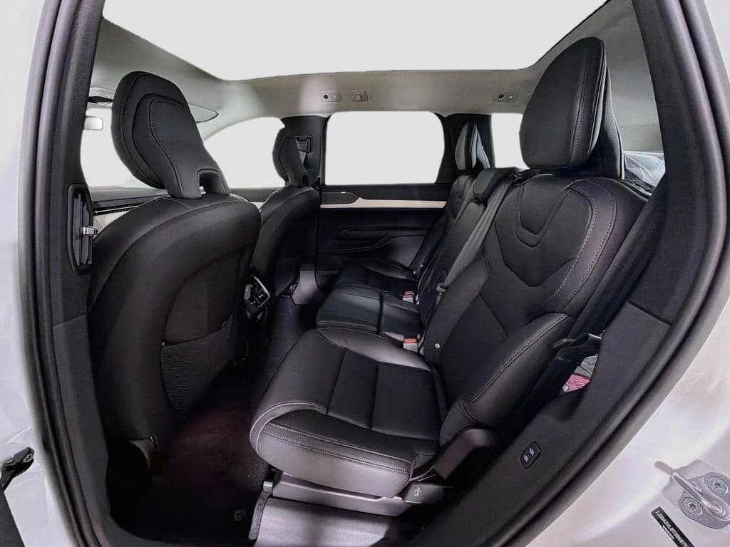 Volvo EX90 Ultra Twin Motor Performance 7-Seater 2026 — side view