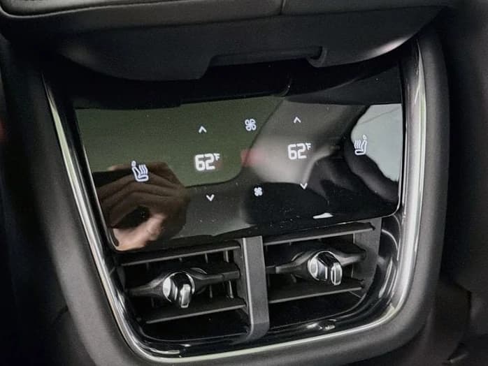 Volvo EX90 Ultra Twin Motor Performance 7-Seater 2026 — side view