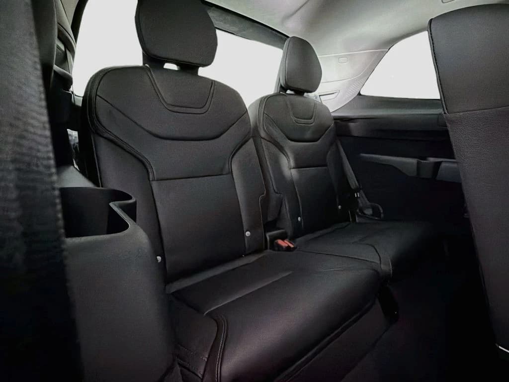 Volvo EX90 Ultra Twin Motor Performance 7-Seater 2026 — side view