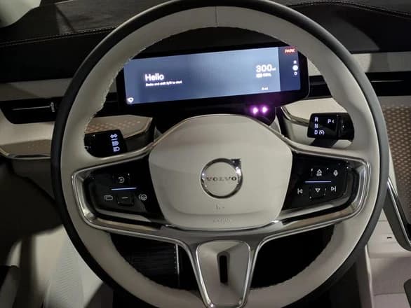 Volvo EX90 Plus Twin Motor 7-Seater 2026 — side view