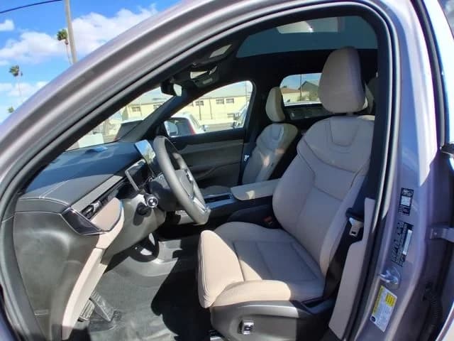 Volvo EX90 Plus Single Motor 7-Seater 2026 — side view