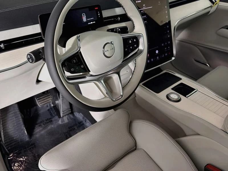 Volvo EX90 Plus Single Motor 7-Seater 2026 — side view
