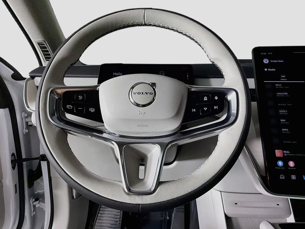Volvo EX90 Plus Single Motor 7-Seater 2026 — side view