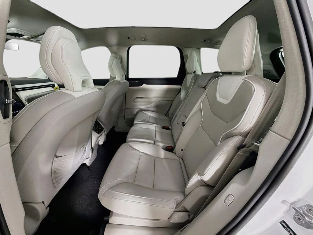 Volvo EX90 Plus Single Motor 7-Seater 2026 — side view