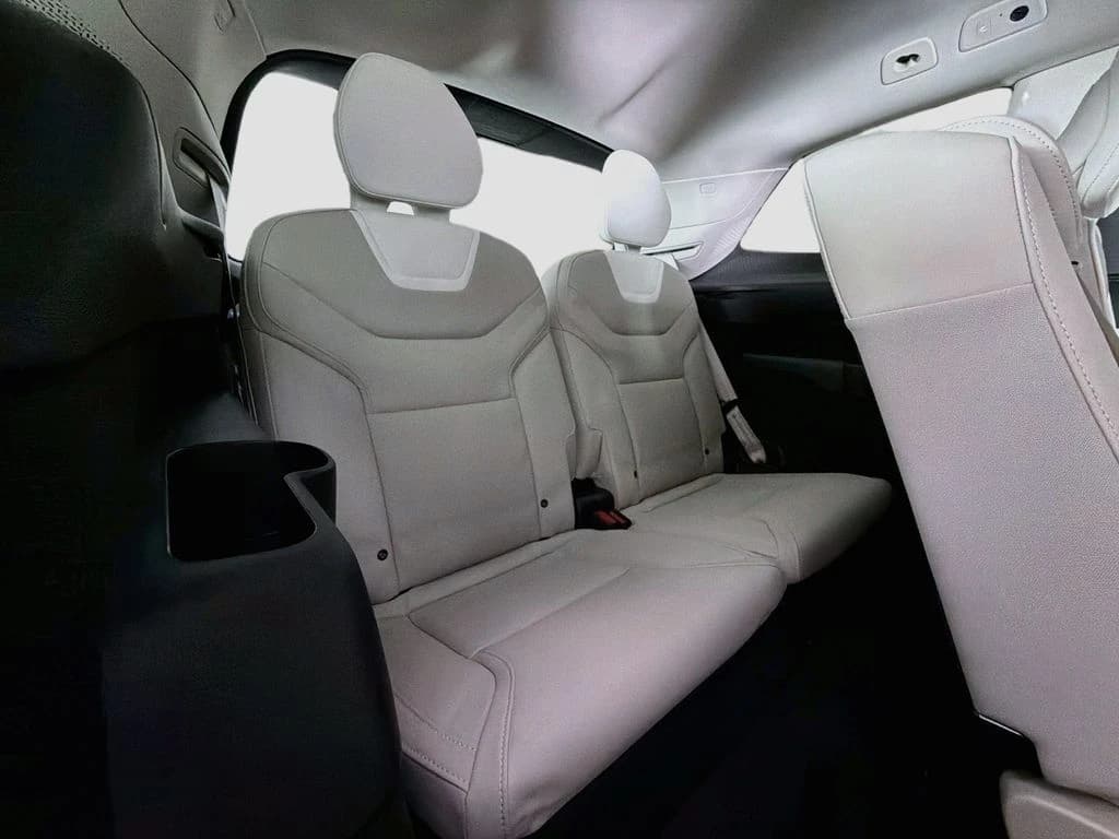Volvo EX90 Plus Single Motor 7-Seater 2026 — side view