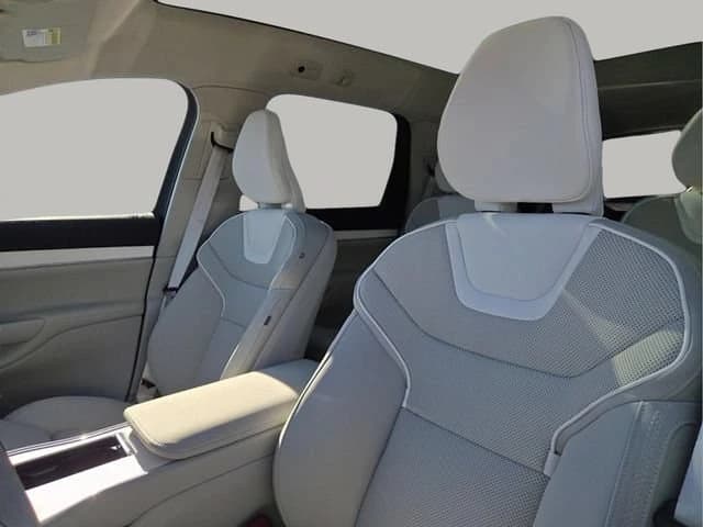 Volvo EX90 Ultra Twin Motor Performance 6-Seater 2025 — side view