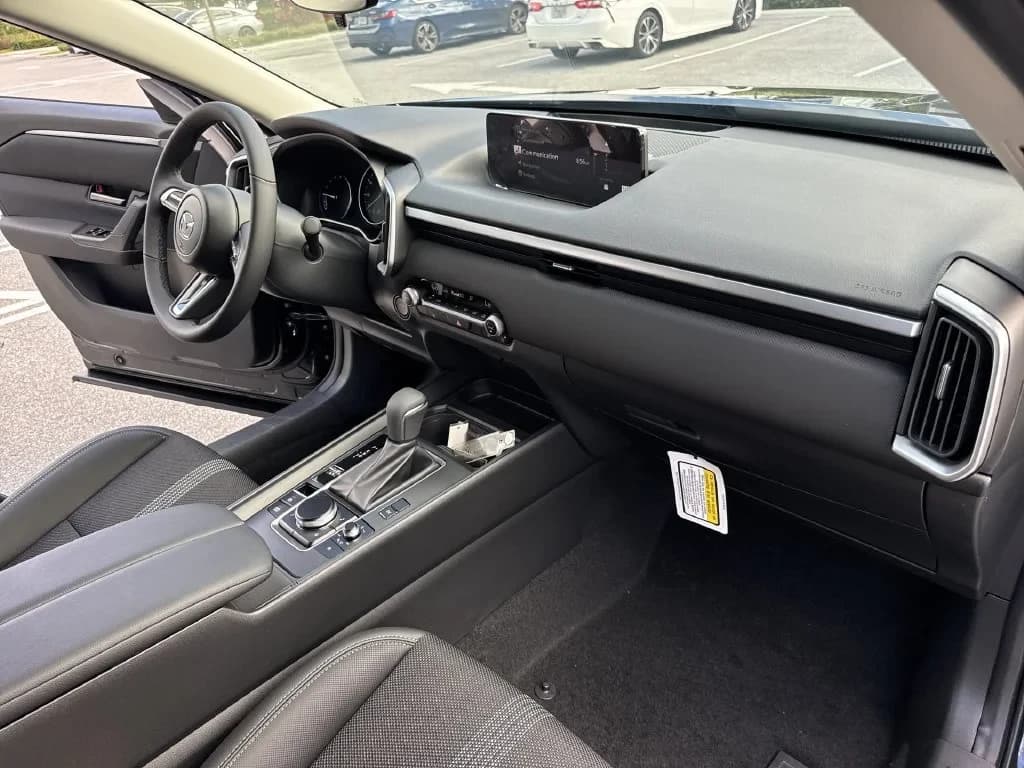 Mazda CX-50 Hybrid Preferred AWD 2026 — side view