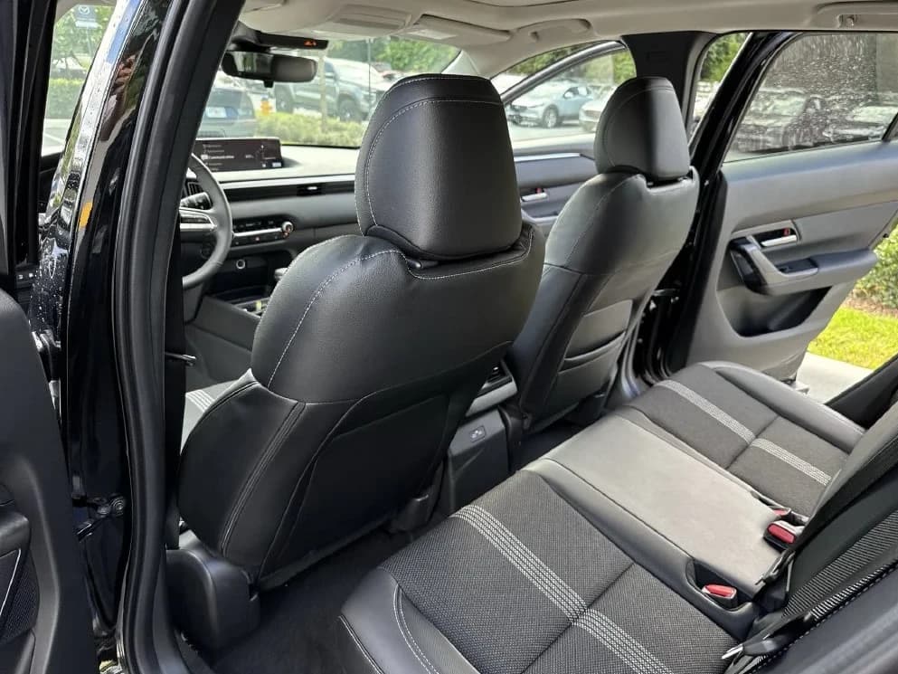 Mazda CX-50 Hybrid Preferred AWD 2026 — side view