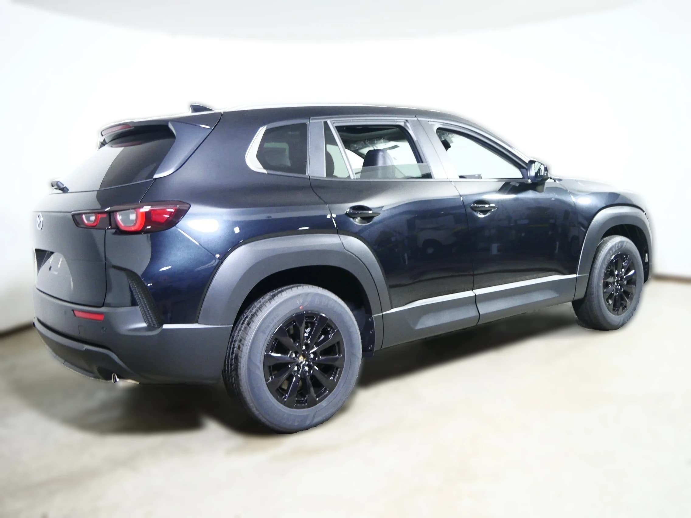 Mazda CX-50 Hybrid Preferred AWD 2026 — side view