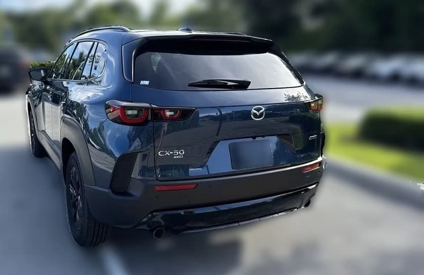 Mazda CX-50 Hybrid Premium AWD 2026 — side view