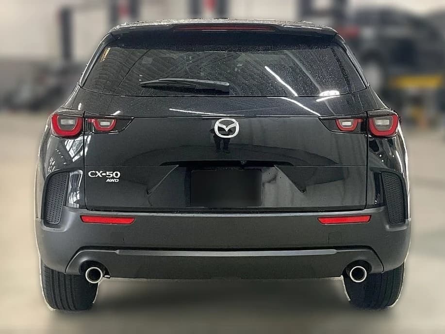 Mazda CX-50 2.5 S Select AWD 2026 — side view