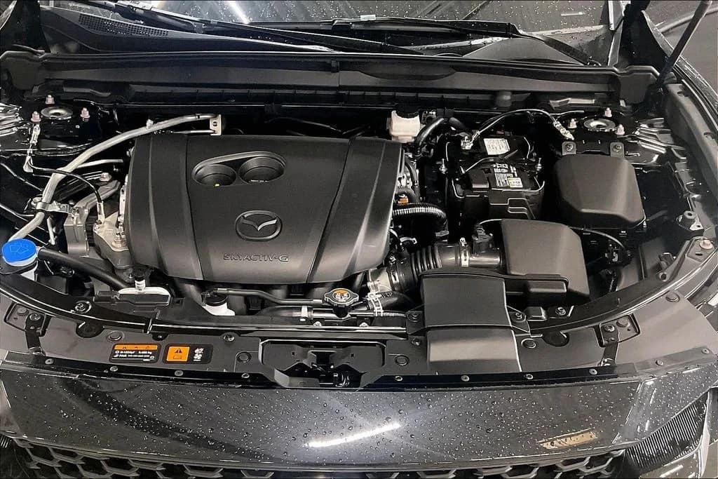 Mazda CX-50 2.5 S Select AWD 2026 — side view